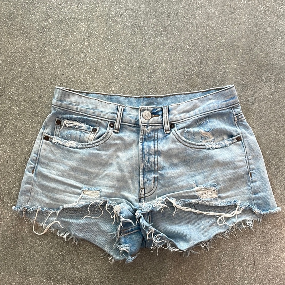 BDG essential short mid rise